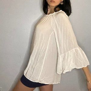 flowy white peasant/hippie/bohemian top